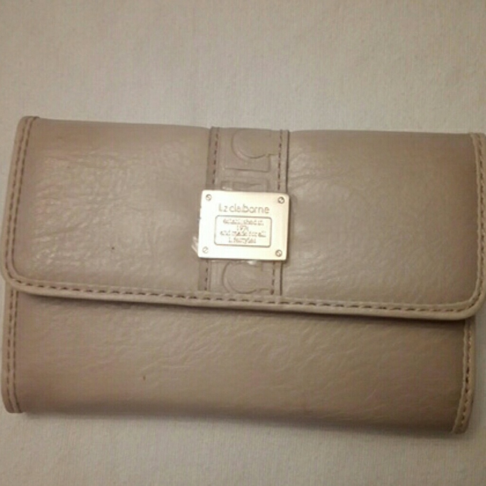 Liz Claiborne wallet